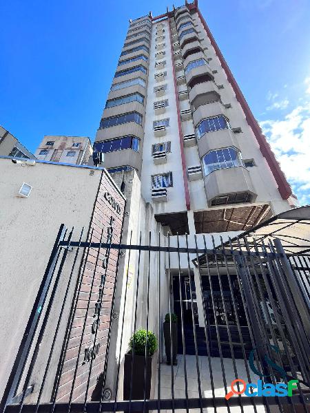 EXCELENTE APARTAMENTO SEMIMOBILIADO COM 3 QUARTOS (1 ST) NO