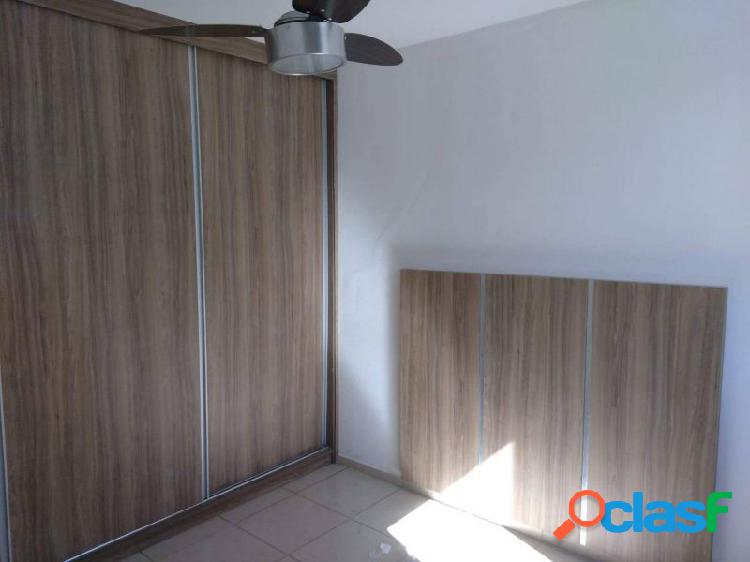 Apartamento com 2 quartos, 52m², à venda