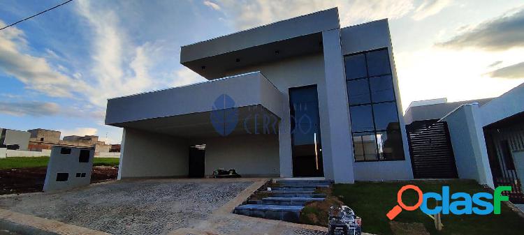 Casa Alto Padrão no Grand Trianon com 3 Suítes à Venda