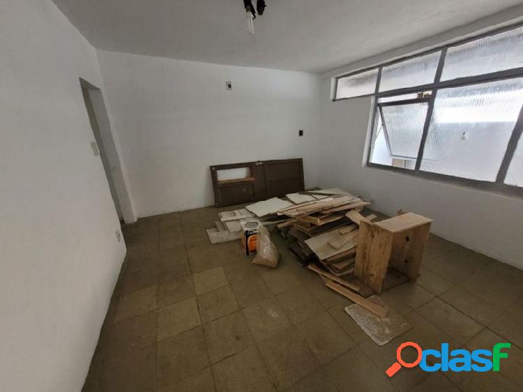 Casa LOCAÇÃO, 125m², 2 dormitórios - Amplo espaço, Casa