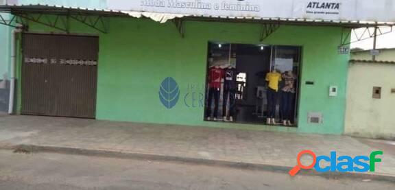 Casa com Ponto Comercial no Bairro Munir Calixto a Venda