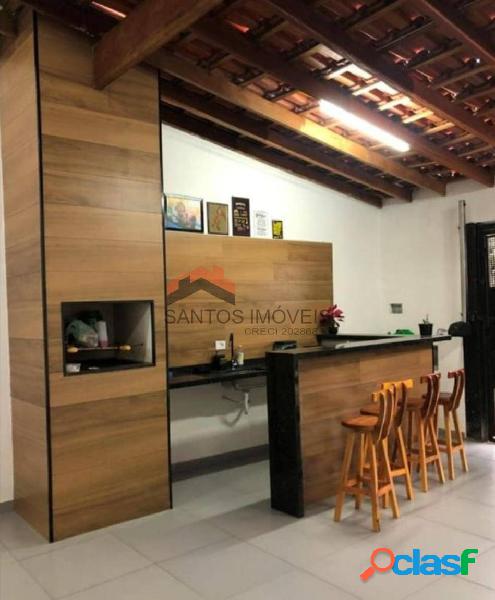Residência com 3 Dormitórios sendo um suíte - Vila