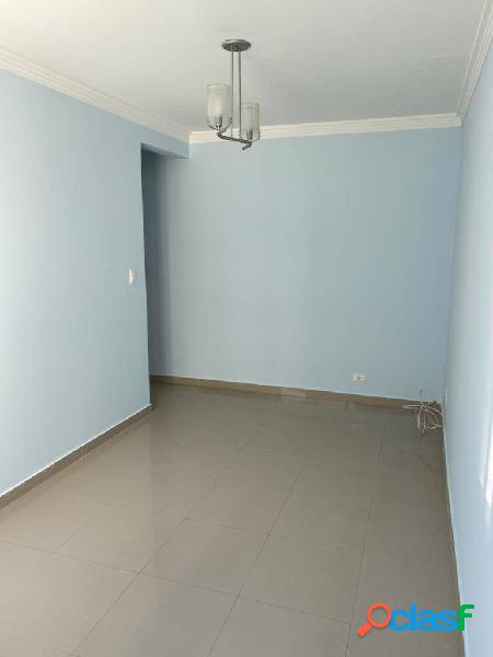apartamentos proxímo a bancos mercados a 1 km do metro