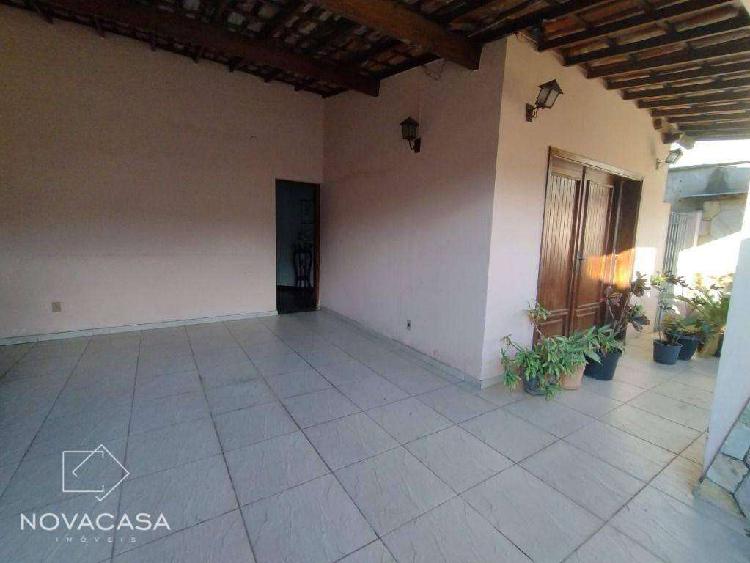 Casa, Santa Mônica, 3 Quartos, 3 Vagas, 1 Suíte