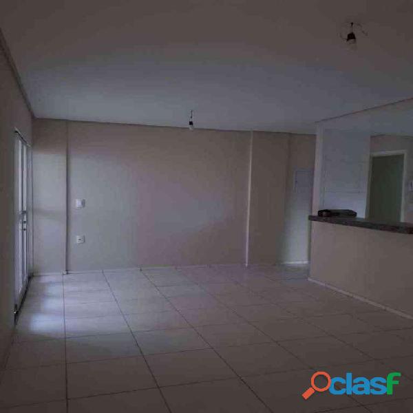 ee 179 – Apartamento – cond. Cajuina – egledson
