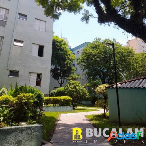 APARTAMENTO A VENDA NO CONDOMÍNIO RESIDENCIAL PITUBA -