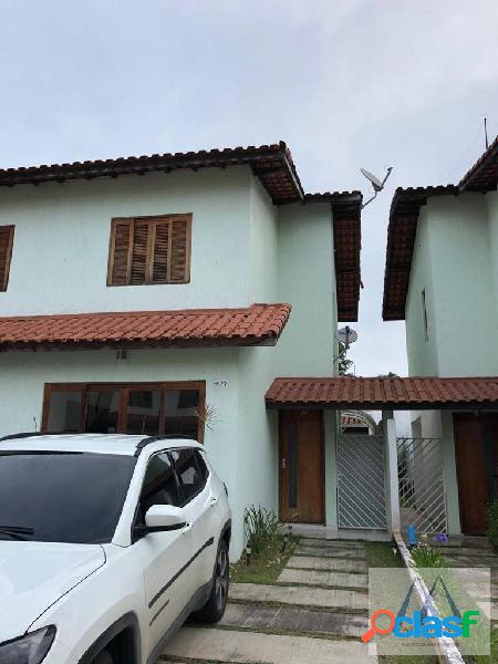 CASA 2 DORMITÓRIOS CONDOMÍNIO SANT MARTIN - VILA OLIVEIRA