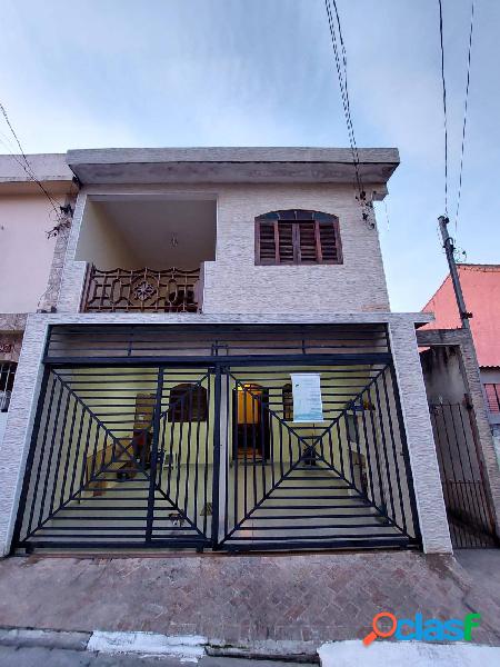 Excelente sobrado a venda em Embu das Artes