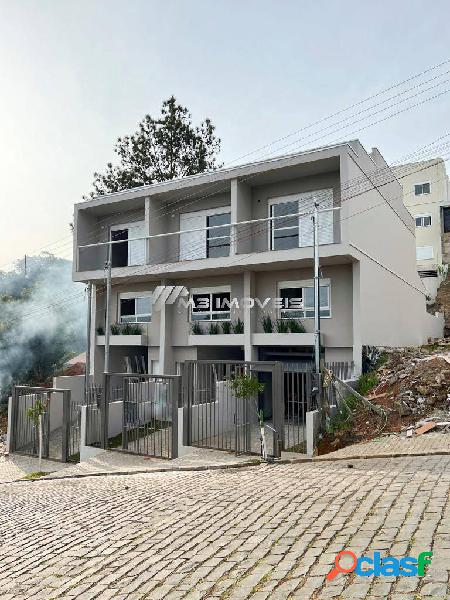 Sobrado de 03 dormitórios no Nossa Senhora da Saúde