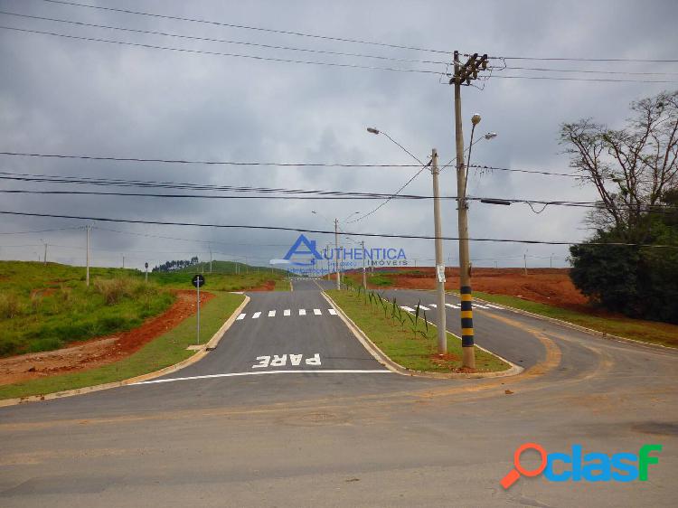 Terreno comercial na Avenida principal do Jd Itália em