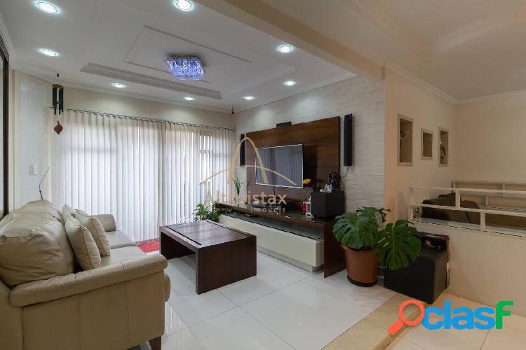 Vende Apartamento 4 Dormitórios por R$ 750.000,00, Centro,