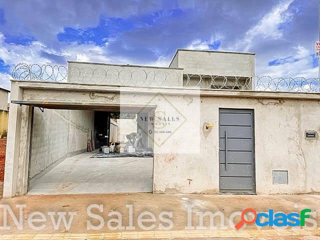 Casa em construção com piscina no bairro Cardoso