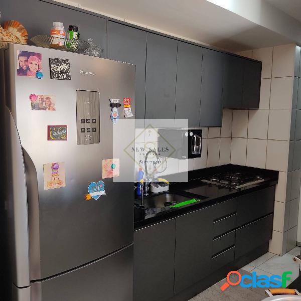 OPORTUNIDADE – Apartamento 3Q Mobiliado em frente ao