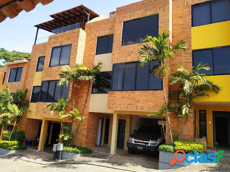 TOWNHOUSE OBRA BLANCA CON TERRAZA EN LOMAS ALTO LOMAS DEL