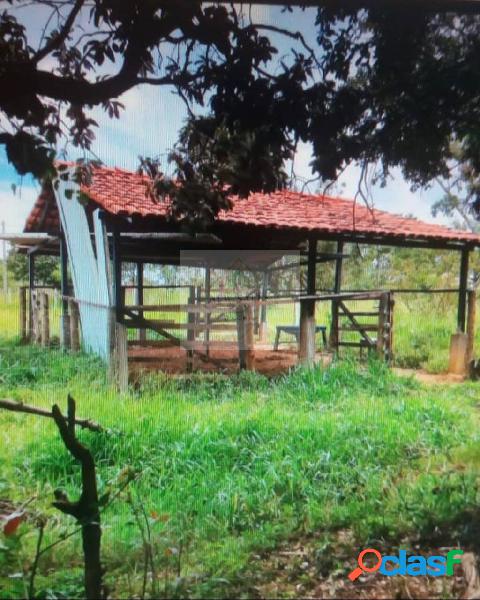 Chácara com terreno incrível, bem localizada em Bela Vista