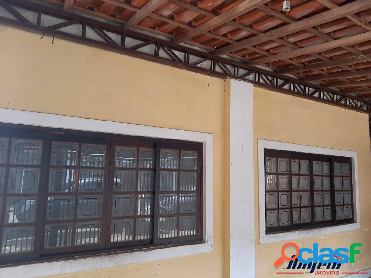 Vende casa Pr Santa Rita SJC.