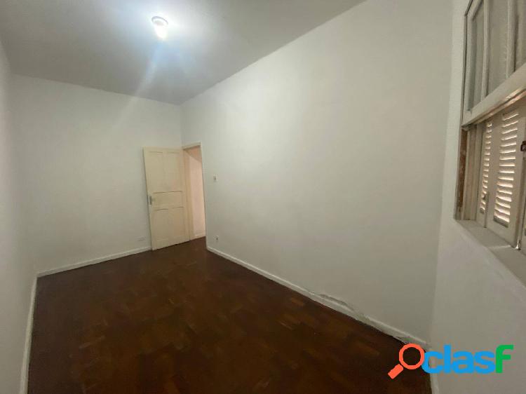 Apartamento 1 Dormitório 57m2 com Varanda na Mooca