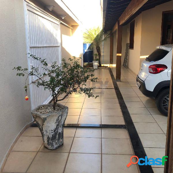 Belissima casa no bairro Todos os Santos em Montes Claros