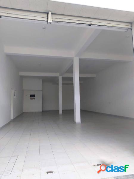 IMÓVEL COMERCIAL COM SALÃO 126,00M2. ÁREAL TOTAL DE