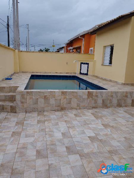 OPORTUNIDADE-CASA SEMI NOVA-ÓTIMO ACABAMENTO-PISCINA-LADO
