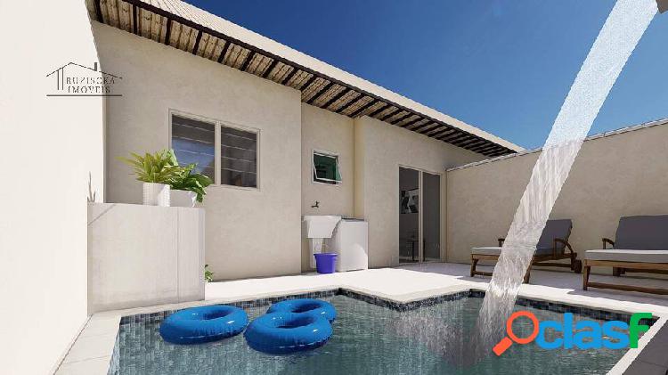 Casa em condominio com quintal e piscina privativa -