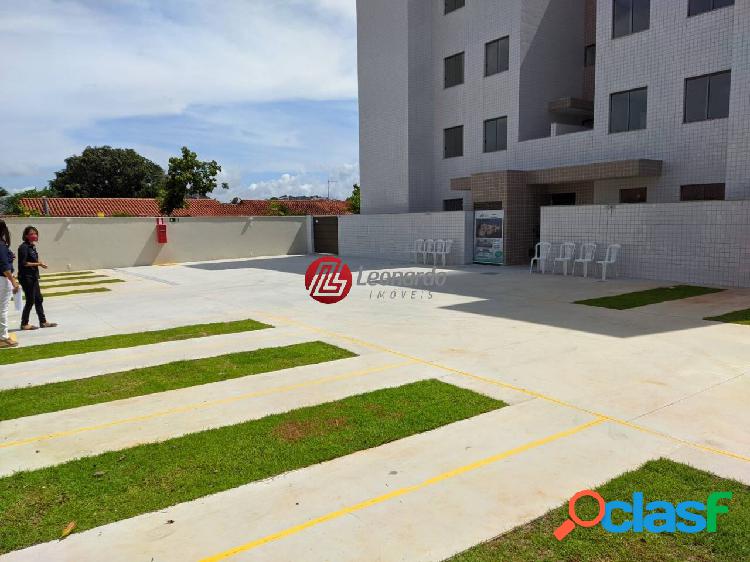 Excelente Apartamento 2 quartos com suíte - Candelária