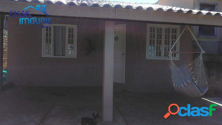 Excelente casa com 2 quartos no Bairro Alto - Curitiba