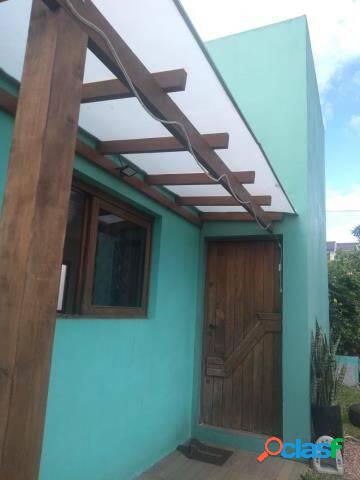 Linda casa com piscina em Bairro Nobre