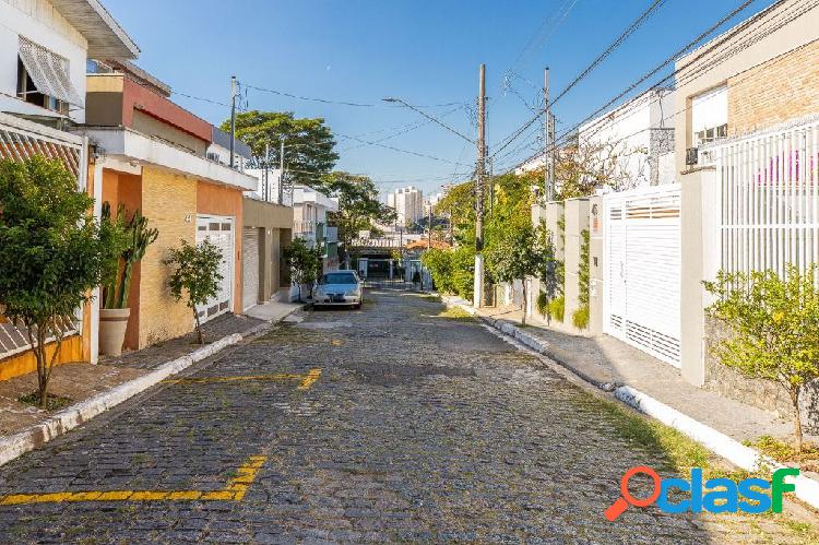 Casa à venda no bairro Indianópolis - São Paulo/SP