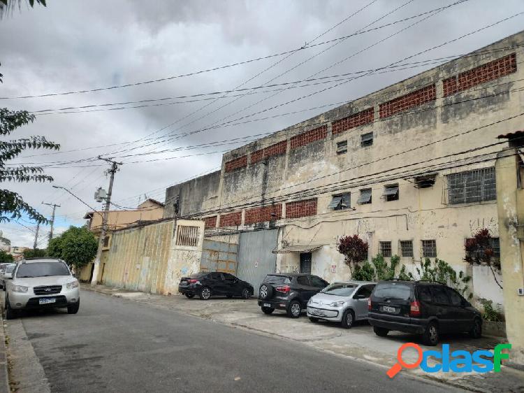 Pavilhão/Galpão à venda no bairro Jardim Santo Antônio -