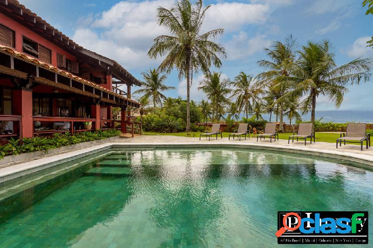 Casa Maravilhosa em Frente ao Mar à Venda na Praia de