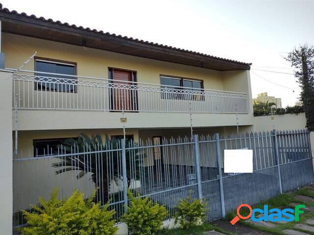 Casa com 4 dormitórios disponivel para locação