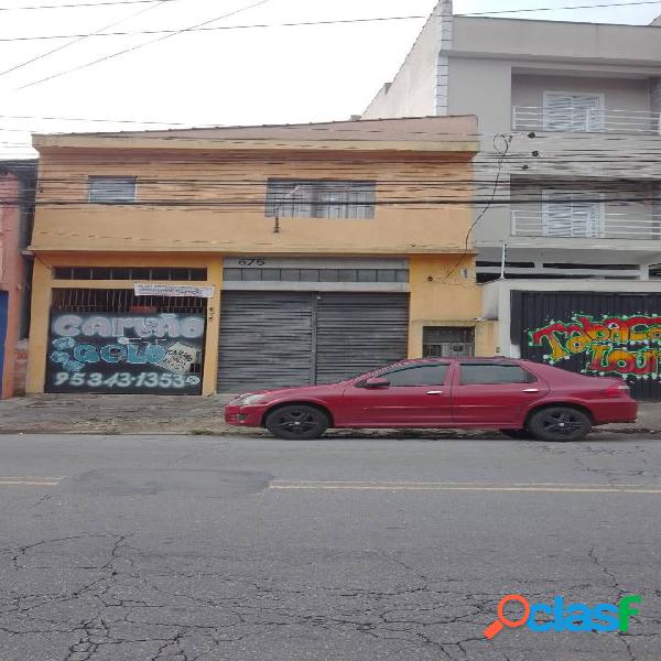 SALÃO COMERCIAL - 100m² c/ 2 wc e secretaria