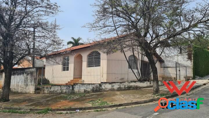 Casa de esquina no Jardim Simus com 330 m² permuta ou venda