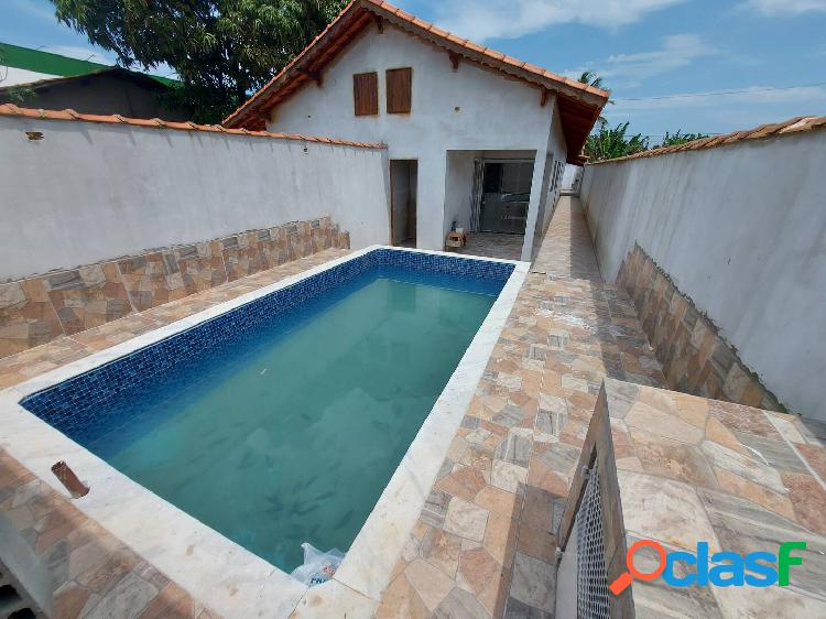 Casa nova ampla com piscina -2 dorms - 4 vagas - Flórida