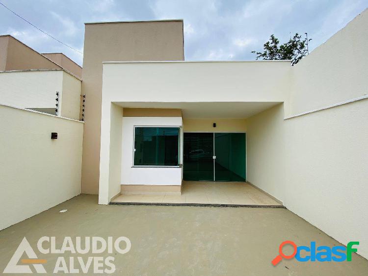 CASA 2/4 SENDO 1 SUITE COM ÁREA GORMERT COMPLETA