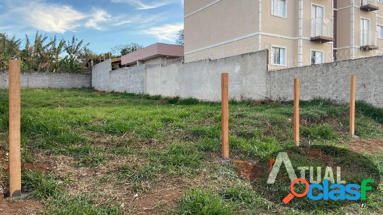 Terreno á venda em Jardim Colonial