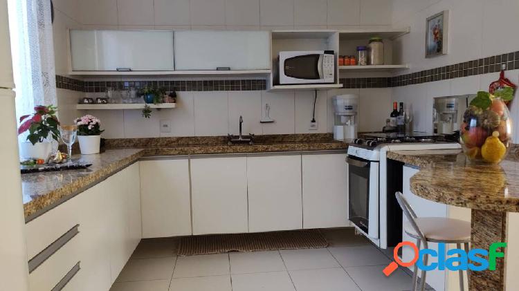 Linda casa as venda condomínio Santana de Parnaíba
