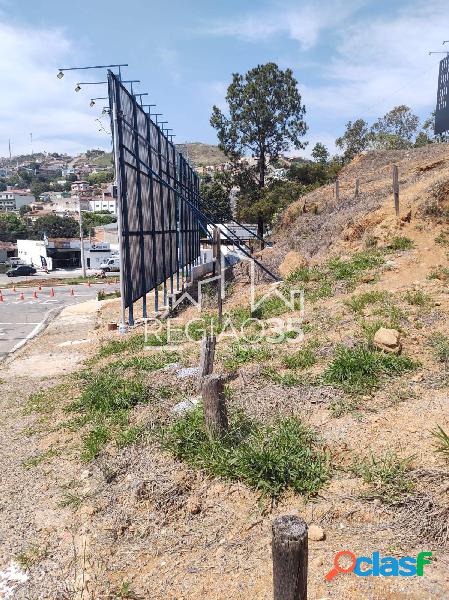 TERRENO COM ÓTIMA LOCALIZAÇÃO A VENDA!!!