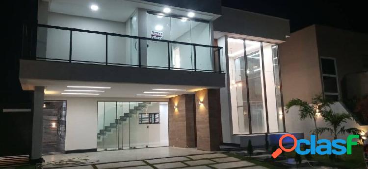 Casa Luxuosa com 4 Suítes à Venda no Papagaio