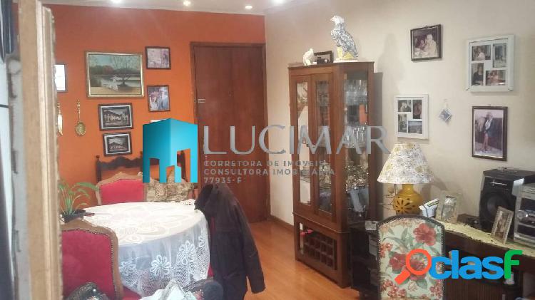Aconchegante apartamento à venda com 2 dorms e 1 banheiro -