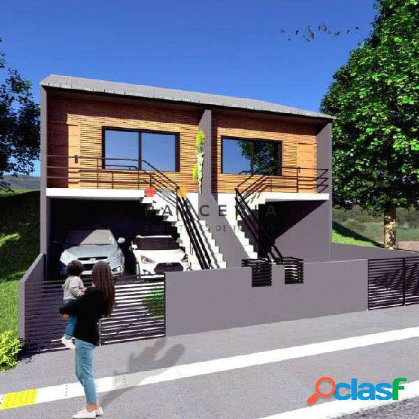Casa geminada Nova com 3 dormitórios sendo 1 suíte, em