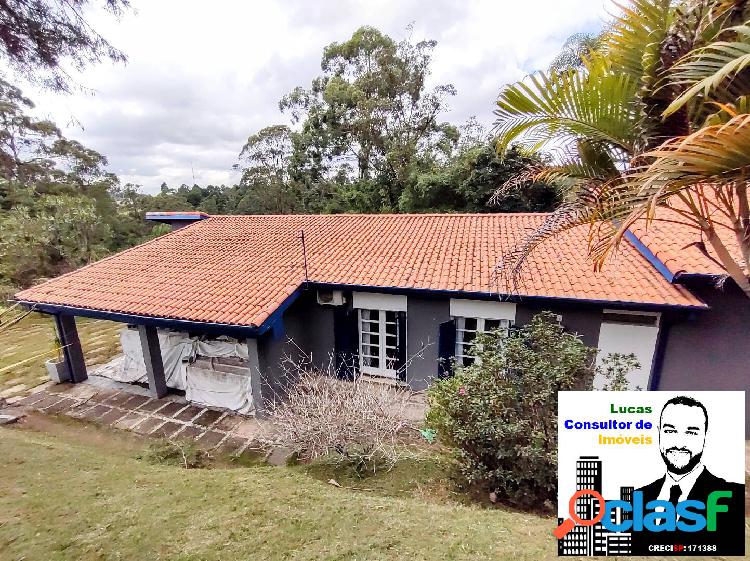 Linda casa Térrea no Condomínio Petit Village em Granja