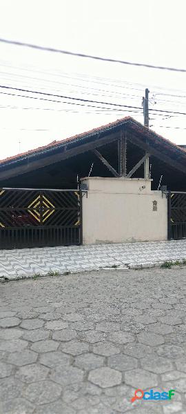 LINDA CASA DE CONDOMINIO REFORMADA COM 1 DORMITORIO, OCIAN