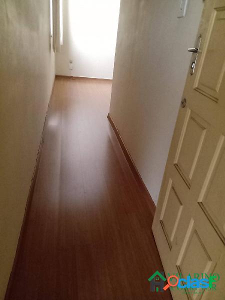APARTAMENTO 1º ANDAR