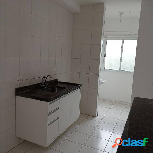 Apartamento com 2 dormitórios, sendo 1 suíte, Cond.