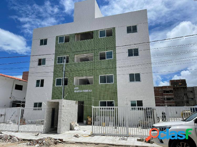 Apartamento com 02 quartos no Bairro de Gramame