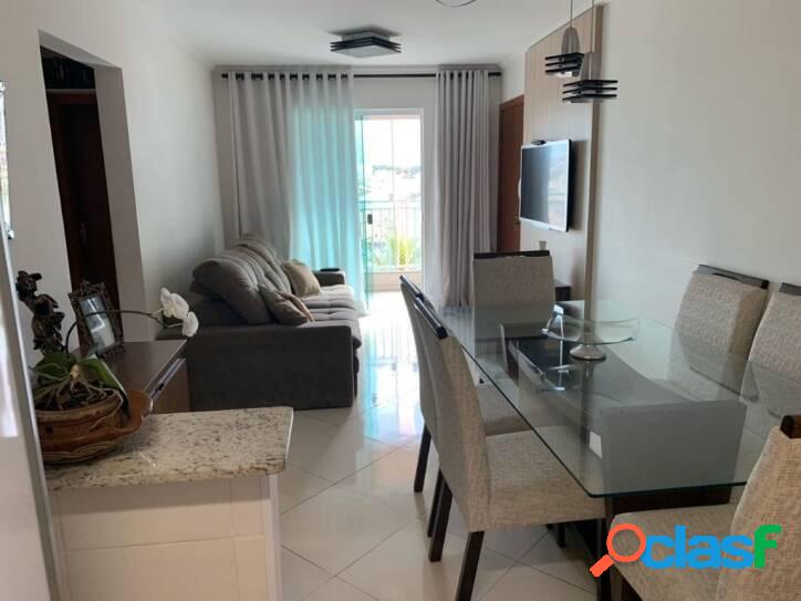 Apartamento com 3 dormitórios à venda, 85 m² por R$