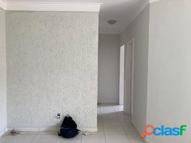 Apartamento de 72m com 3 quartos sendo 1 suíte e 2