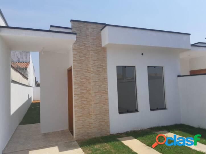 Casa com 2 dormitórios à venda, 70 m² por R$ 245.000,00 -